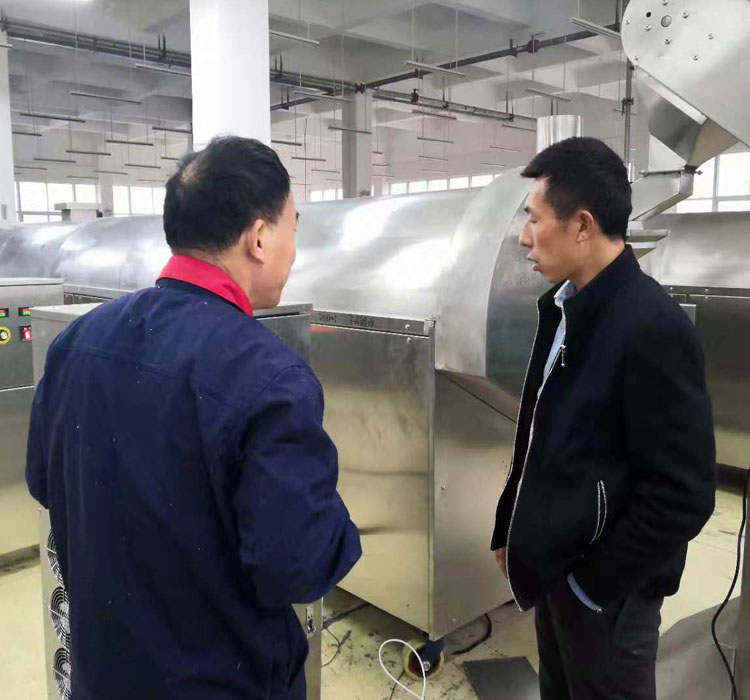 自动炒货机.jpg 自动炒货机.jpg