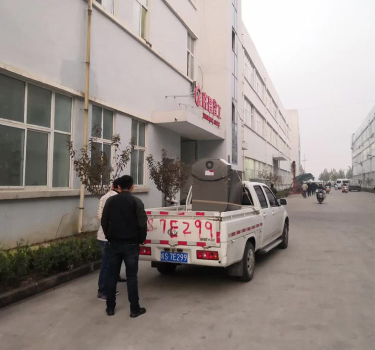 炒货设备.jpg 炒货设备.jpg