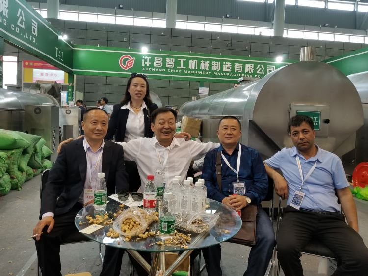 坚果炒货会.jpg 坚果炒货会.jpg