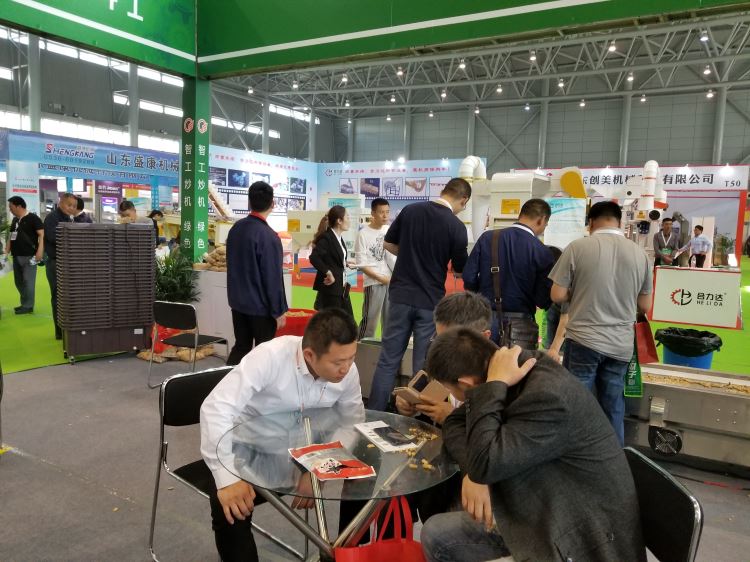 展会.jpg 展会.jpg