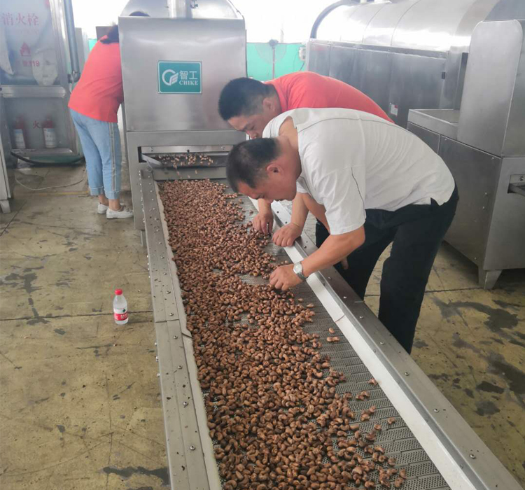 电磁炒货机.jpg 电磁炒货机.jpg