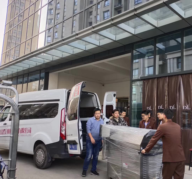 电磁炒货机.jpg 电磁炒货机.jpg
