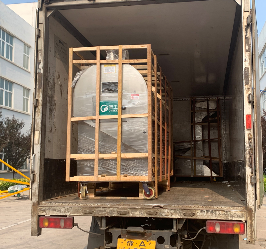 电磁流水线炒货机.jpg 电磁流水线炒货机.jpg