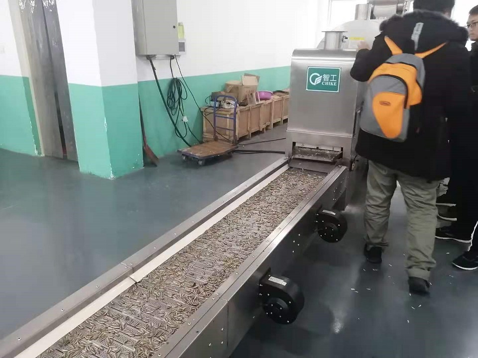自动炒货机.jpg 自动炒货机.jpg