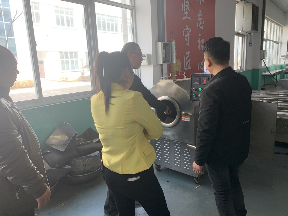 多功能炒货机.jpg 多功能炒货机.jpg