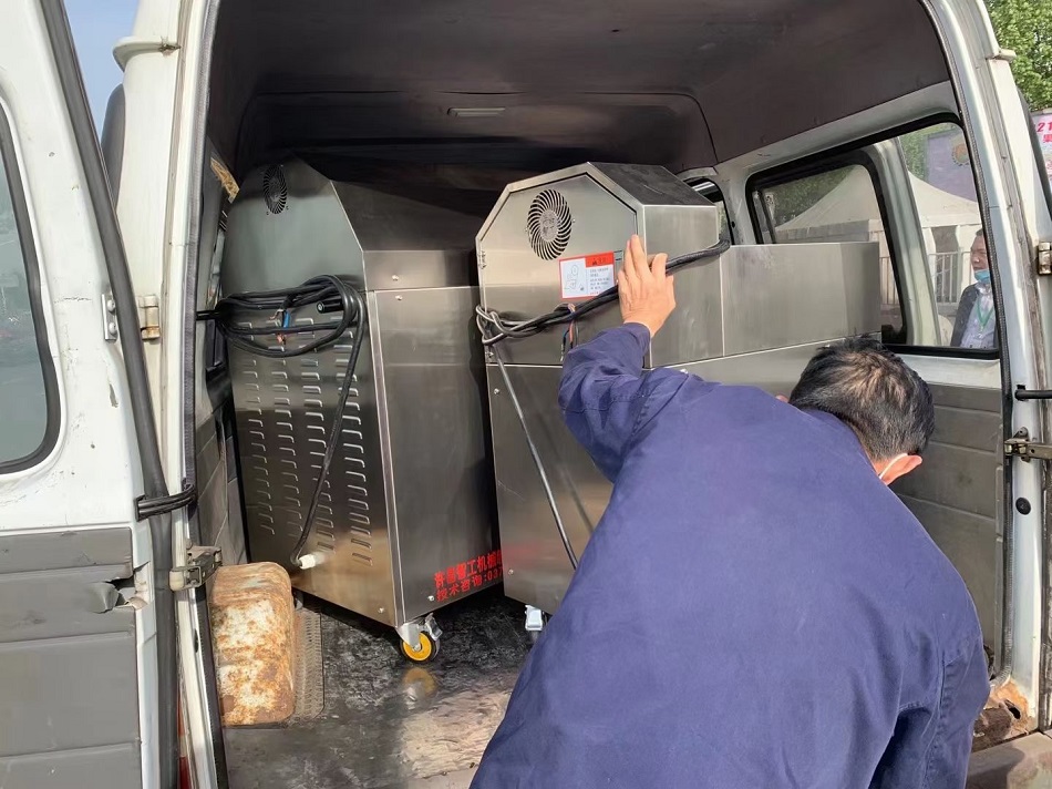 电磁炒货机.jpg 电磁炒货机.jpg